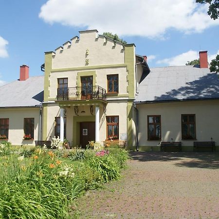Dworek Mlynarza ザトル エクステリア 写真